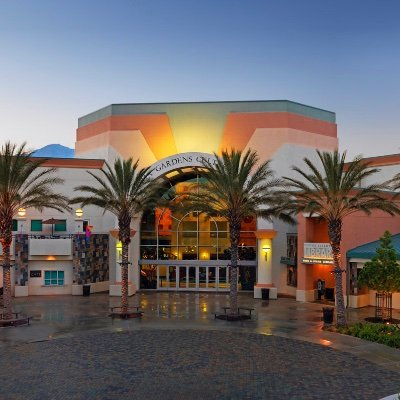 Est. in 2006, the VGCC is home to the Lewis Family Playhouse (560-seat live theatre), an award-winning Library, & acclaimed Celebration Hall event space.