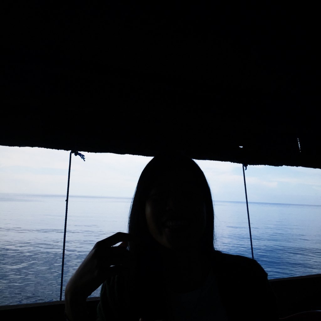 IntanRustiana's profile picture. 