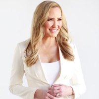 Regina Hunter - @Lawyerbarbie Twitter Profile Photo