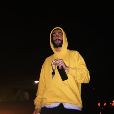 middletown, CT. video editor / I rap / inquiries: lilhuck1997@gmail.com
