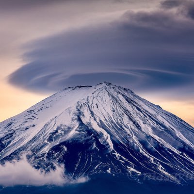 kani filter作品展第4回金賞、1〜3回、5回入選/富士山写真大賞第15回、21回、23回、24回入賞 #富士山、自然を愛してます。 富士山と大自然の感動をお伝えしたいです。(o^∀^o) 宜しくお願いします。
