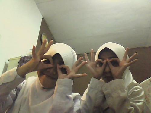 rulliyarayready's profile picture. w tuh orangnya bae (kalo yang udah kenal ma w). tapi kadang-kadang suka jail. nah bagi yang belum knl ma w jangan asal myn nile2 gtu yeh