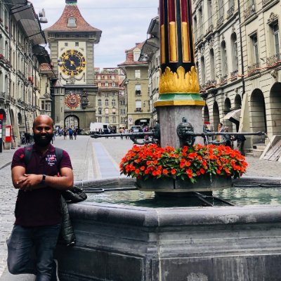 Born in Tamilnadu, close to karnataka border.
Studied in karnataka(Till Masters). Mother Language is Telugu.I am a Kannada,Telugu,Tamil Man. South states Man.