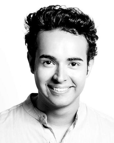 Adorador, cantor, ministro de louvor, compositor, Advogado e o que Deus quiser que eu seja! Provocador de Milagres.
