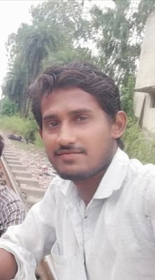 politician,social activist aur sarkar ke galat nityo ke khilaf nidar bolne wala