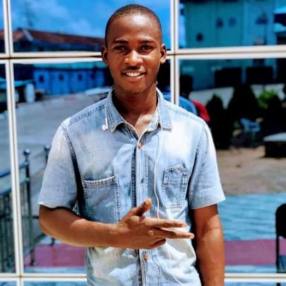 AibuekuRaphael's profile picture. 