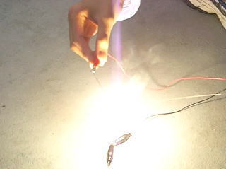 電子工作/テスラコイル/
レーザー/Arduino/物理/数学/
素粒子/android/その他理系な事