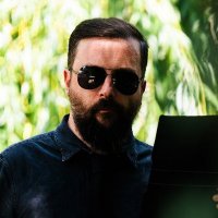 Gavin Mackenzie (@gavinoffewwords) 's Twitter Profile