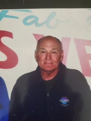 Lynneme28021477's profile picture. 