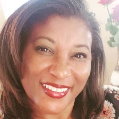 Profile Picture of Tina Strange The Realtor (@TinaStrange) on Twitter