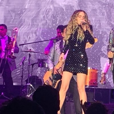 andressiittoop's profile picture. las #Utopias existen @belindapop hizo q crea en ellas !!! #CarpeDiem #Catarsis , amo a @belindapop siguela