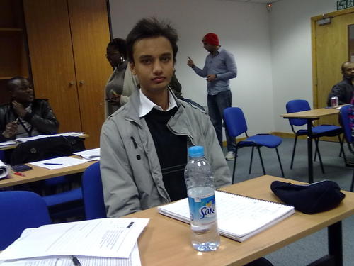 Lehrieelonely's profile picture. 