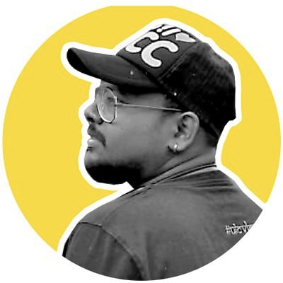 SocialChashmish's profile picture. Graphic Designer | UI Designer | Love to Click Pictures