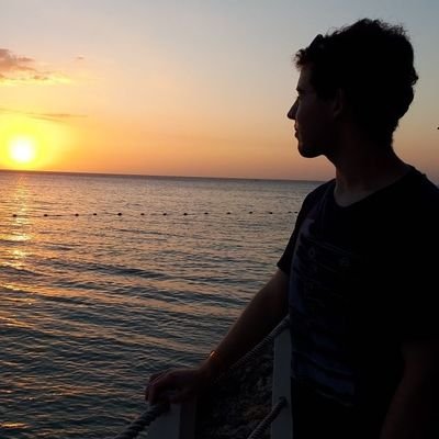ayr_lp's profile picture. 