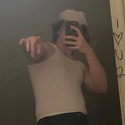 xanderbowen's profile picture. 