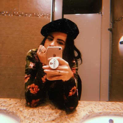 UlyNeves's profile picture. SEO Specialist @ seoplus+ | lvl 29 warlock. brasileira no Canada since 2012 | opinions are my own