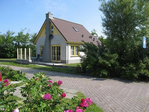 Bungalow Julianadorp (@StrandVakans) | Twitter