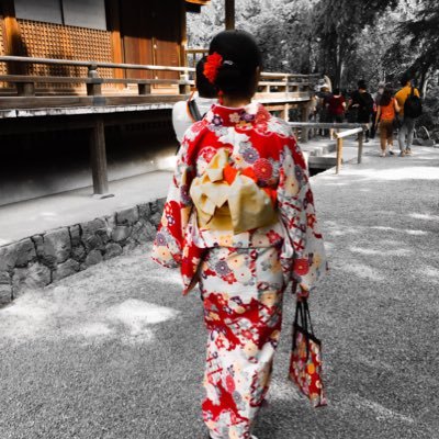 shutterspeed24's profile picture. fangirling a lot. just because. haha