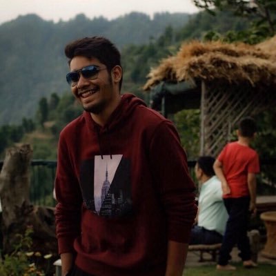 Zindagi se Kuch zyada nahi, bas itni hi farmaaish hai, ab tasveer se nahi, tafseel se milne ki khwaaish hai