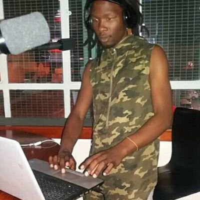 at_blacky's profile picture. am nice person talk too much like singing