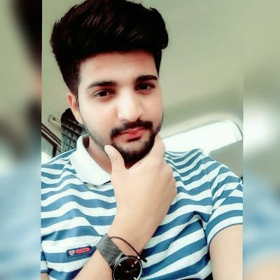 robinchauhan500's profile picture. 