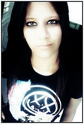➙Twitter Noovo; Follow-me now. *-*