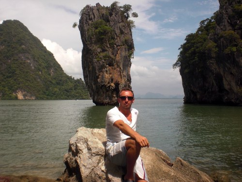 celik_y's profile picture. 