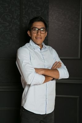 santilopezfigue's profile picture. Born to Ride🏍🇨🇴
Auxiliar de programación.