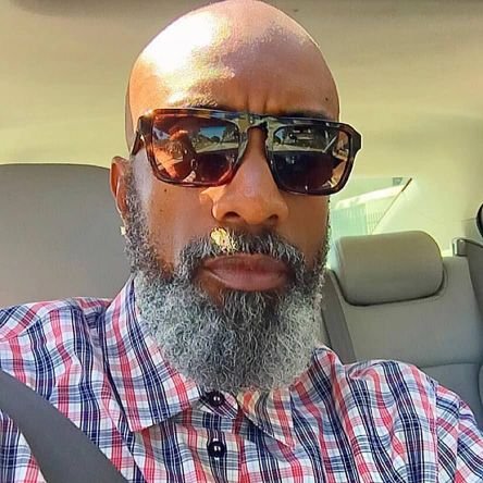 JasonWi66255929's profile picture. 🇯🇲 🇺🇸 I'm a building construction engineer and a contractor