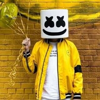 always I can make difference✌
Mr/America󾓦🎓📝
23y.W.E.I.R.D👌
 *Paris🗼✈💜
Eng instructor👔
Reading📚📖📕
Liverpool󾓪
74.UA07 🇦hly⚽🔊
calisi❤ 
panda🐼🌸