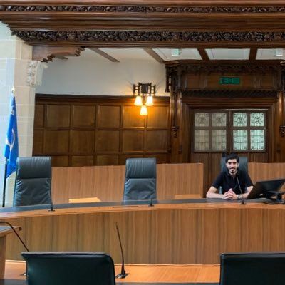 محام و محب للكتابة تجد ما اكتبه عن القانون في Inst. @legal_lines