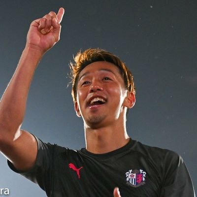 セレッソ大阪応援してます！
みんなフォローして下さい！
野球もすき！