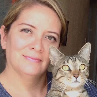 Comunicóloga y Mtra. en Educación. Puma. Amo a los animales #PorSiemprePoncho