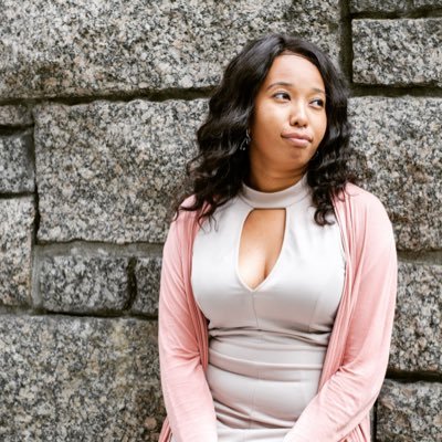 I'm an upcoming author that loves spending hours getting lost in words. Instagram Nina_hawthorne