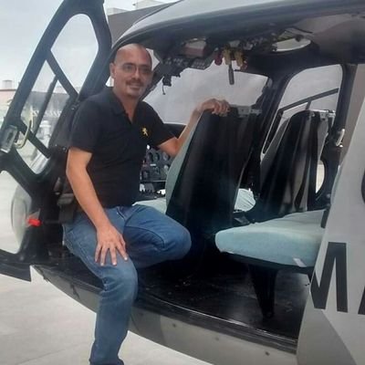 Guillermovalve9's profile picture. orgullosamente JAROCHO!!!
En el paradisíaco CHETUMAL