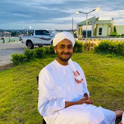 KarmallaMoh's profile picture. و لسوف يعطيك ربك فترضى 💚