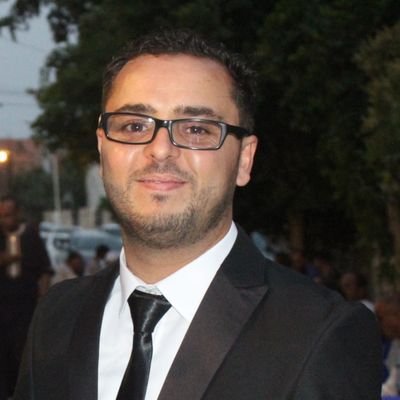 مهتم بالاعلام والتكنولوجيا والتسويق التجاري والاشهار