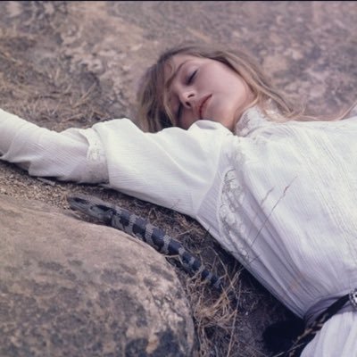 EpicManya's profile picture. LIVE FAST. DIE YOUNG. BE WILD. AND HAVE FUN.