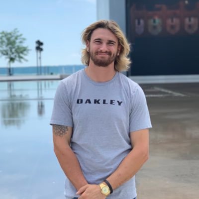 andlaxer99's profile picture. mk7 Golf, xj Cherokee