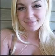 BellaJo25601632's profile picture. single and free