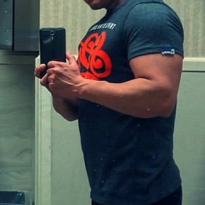 JockstrapKink's profile picture. 172-78-40 ジョックストラップ/ハッテン電車/乳首責め/イラマチオ/比べ合い/蒸れ臭/でかい金玉/兜合わせ/野外・トイレハッテン/唾/雄の優劣/筋肉ヒエラルキー/もっこり股間/男らしい態度/スーツリーマン/野球・レスリング・ラグビー・アメフトユニフォーム/眉・髭・体毛の濃い男/顔ビンタ