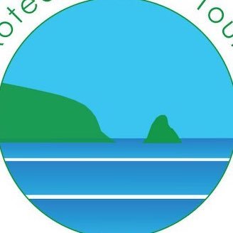 NZの現地ガイドツアー会社でしたが今はWhangaparāoaにて自家焙煎コーヒー屋”Kōhīya Coffee Shop”を、バリスタ兼シェフ夫婦kuriken&Yukaの二人で切り盛りしてます。自称NZ屈指のどら焼き&羊羹職人。