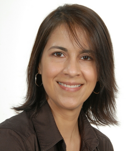 HeidiRodriguez_'s profile picture. Made in England with Mexican parts. 1 very supportive partner, 1 teenager, 2 scatty dogs & a bird table