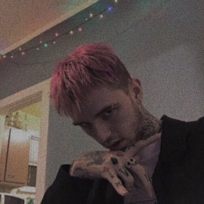 mathiq5's profile picture. 