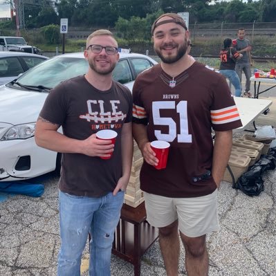 carmC33's profile picture. What you are not changing, you are choosing. Hakuna Matata. Don’t litter. #GoBrowns $carmc3