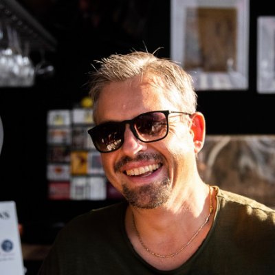 Tech Lead & Architect | 20+ yrs coding | Passionate in Open Source, coffee, planes, and paragliding | Advocate for collaboration & growth | Founder of MalmoJS