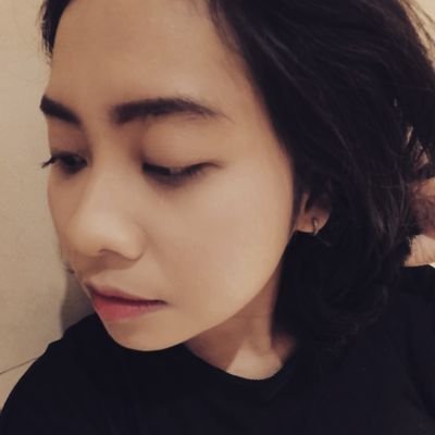 realica's profile picture. perempuan | baperan | Citrapata Arkananta