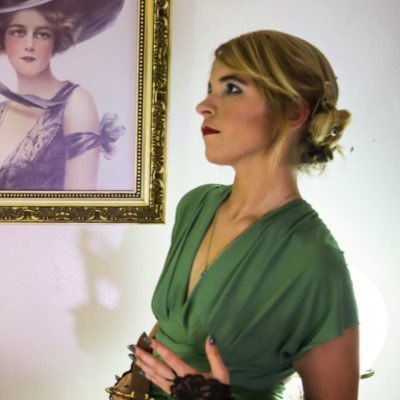 neon8919's profile picture. Engineer @ GD-MS, Makeup Enthusiast, Not Real Runner, Cat Mom, Baseball Fan; sharing the mundane parts of life.