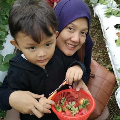 Jasbirizla's profile picture. Anak pada Julfoziah Berahim & Zainal Abidin
Bini pada Mahadzir Hanafiah
Mak pada Emre, Emeel & Eisyah