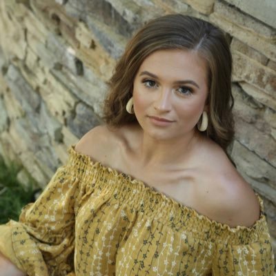 alayna_simpson's profile picture. 